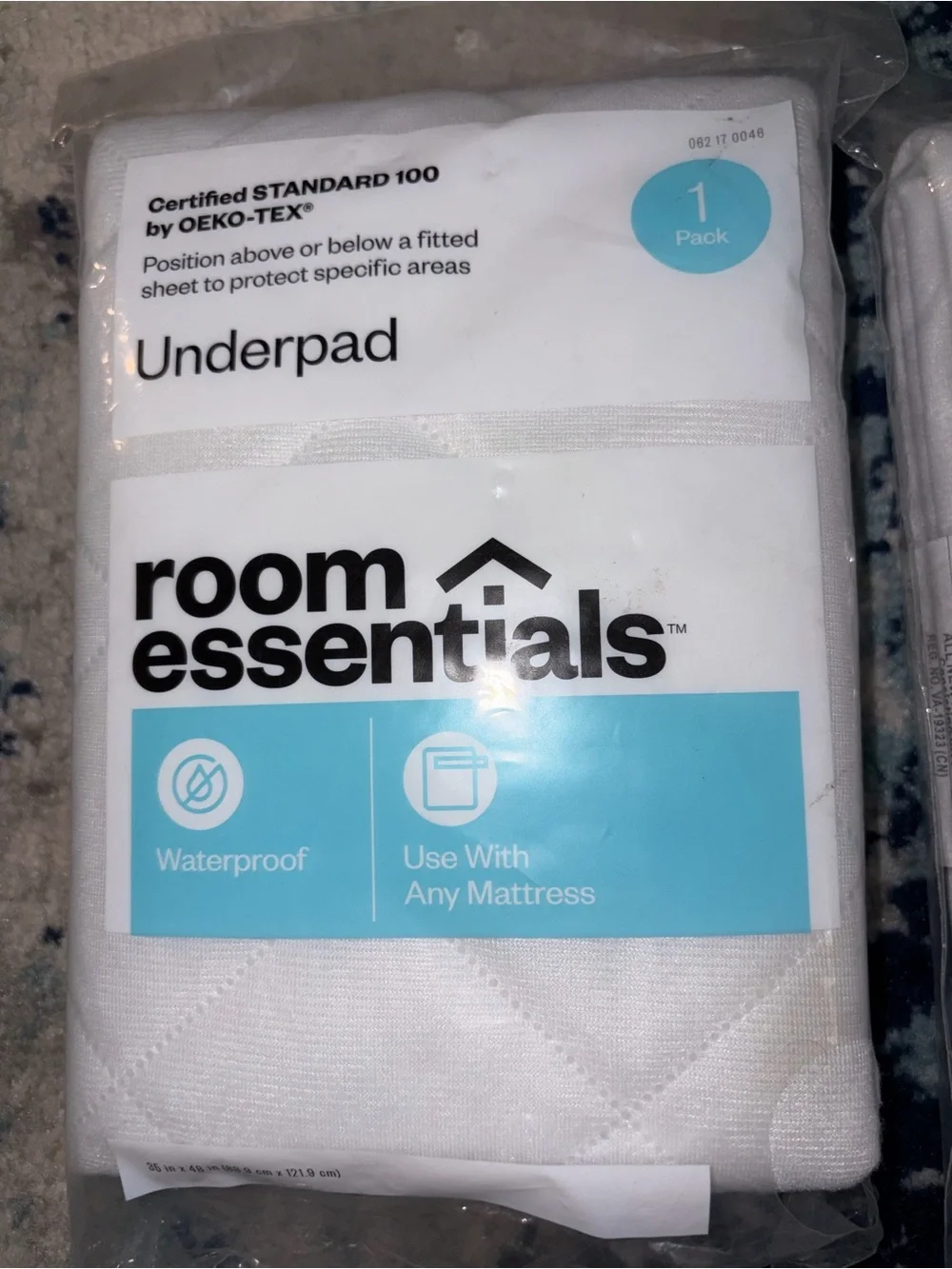 NWT Room Essentials Underpad Waterproof 35x48 (2 Pack)